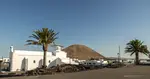 Vor einem Vulkan ,Lanzarote